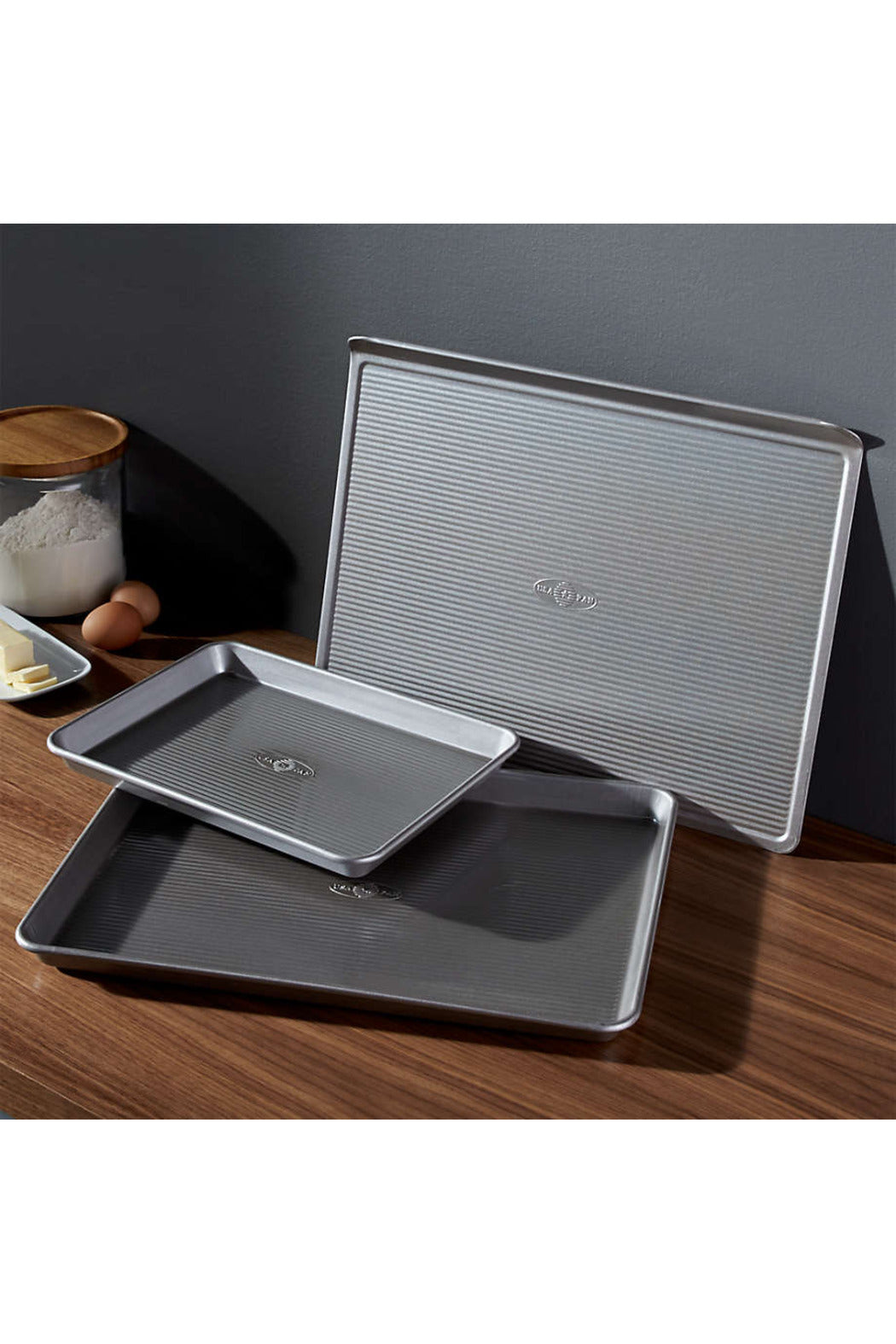 3 Piece Non-Stick Bakeware Set – TASHAKI ESSENTIALS